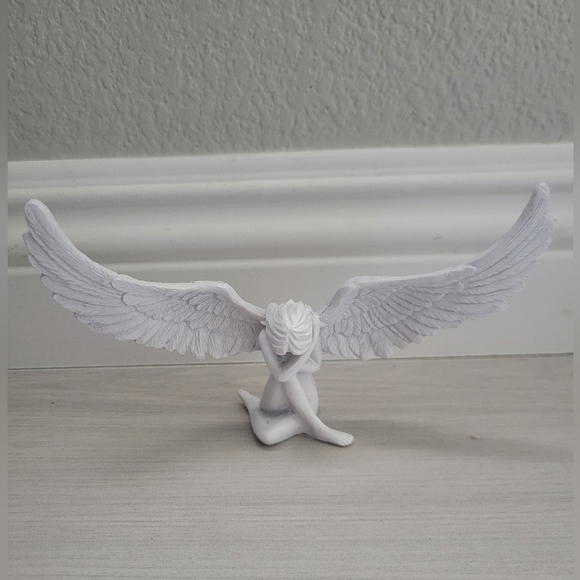 Angel Figurine White Resin Material Memorial Statue Great Gift NWT - Picture 4 of 7